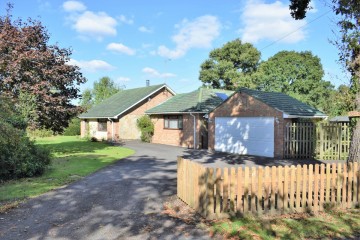 Rowledge bungalow for sale Trueman and Grundy