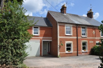Lower Bourne farnham perior property family house sold by Trueman & Grundy