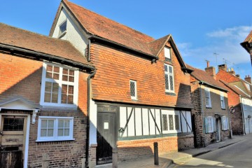 Character property town centre house renovation proejct sold trueman and grundy