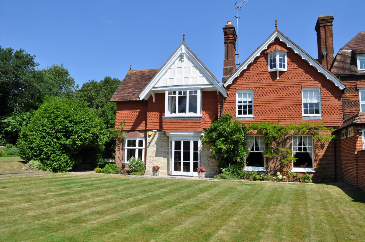 Trueman & Grundy Hollowdene House 008 Trueman & Grundy