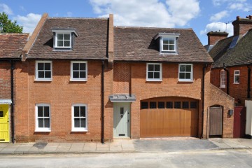 Middle Church Lane St Andrews Church Farnham Prime Farnham town centre refurbished house sold by Trueman & Grundy