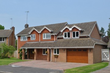 Crookham Village property in crondall detached house fleet hampshire